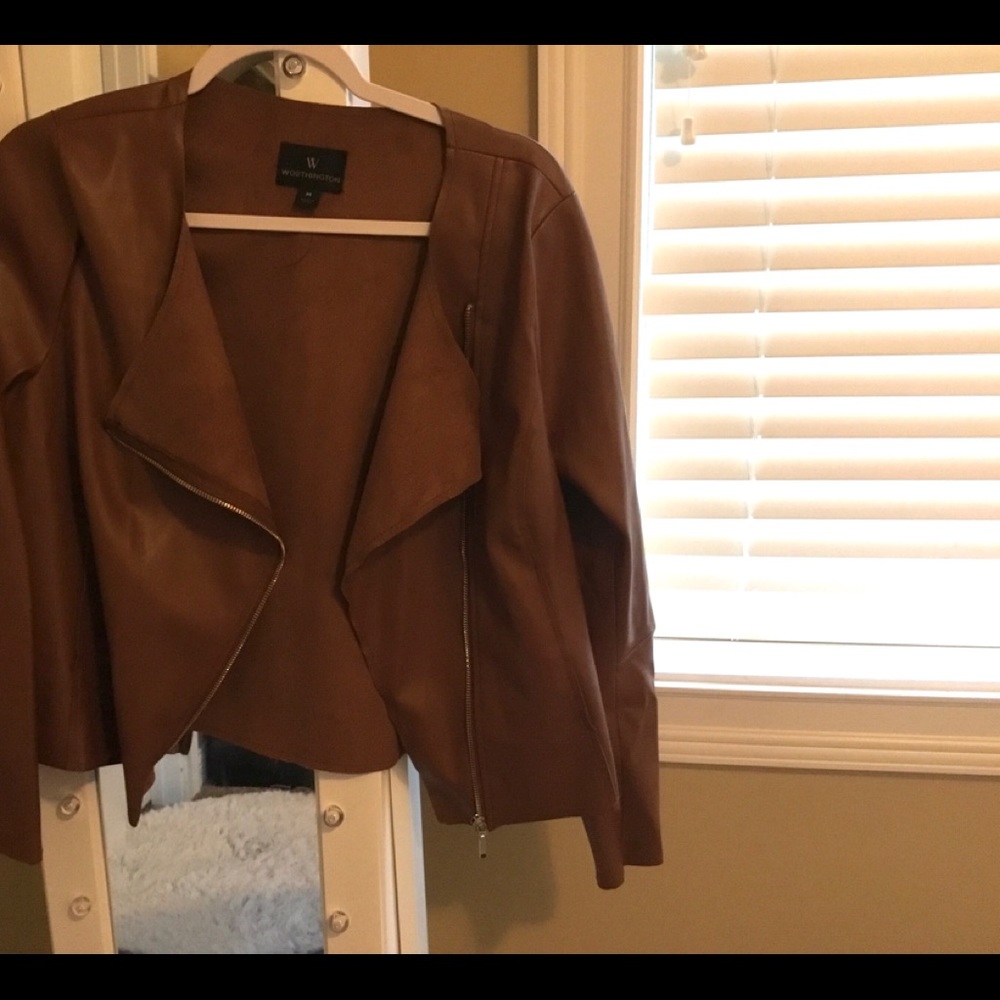 Leather brown Jacket amazing for layering
